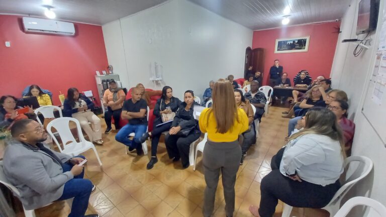 SINPROAC REALIZA ASSEMBLEIA E PROFESSORES DE RIO BRANCO DECIDEM, POR UNANIMIDADE, ADERIR OFICIALMENTE À GREVE DOS SERVIDORES DE APOIO